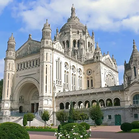 Le Clos Lauradiere 3* Cormeilles