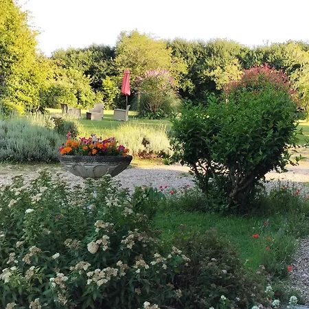 Гостевой дом Le Clos Lauradiere 3*